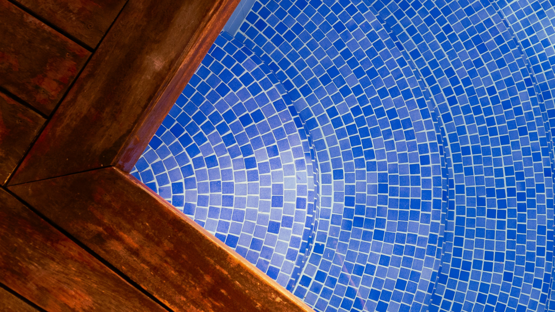 Pourquoi choisir une piscine en bois ?