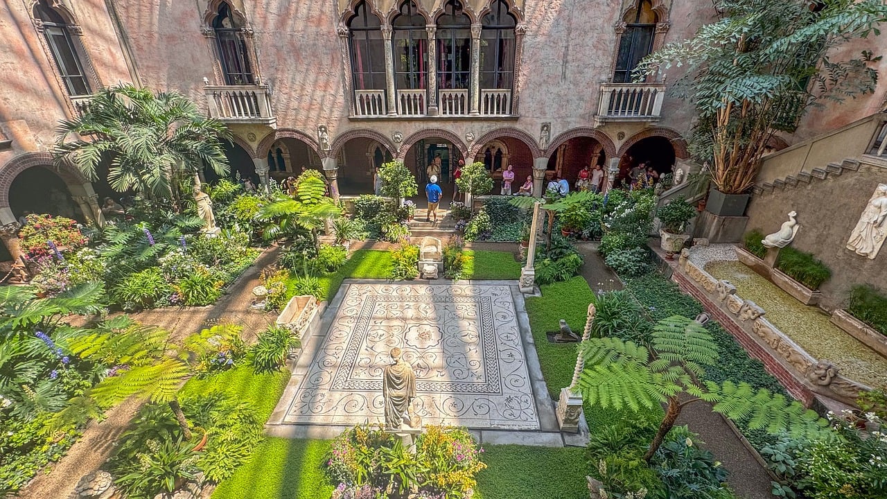 Comment embellir ses espaces extérieurs ?