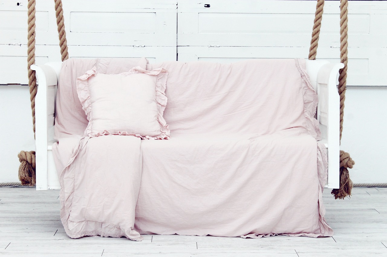 Comment protéger et entretenir son mobilier de jardin ?