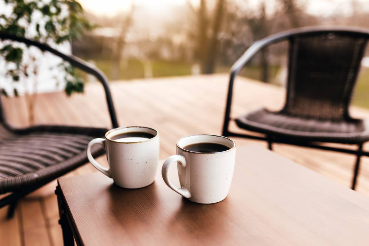 Table de jardin en teck : comment faire le bon choix ?