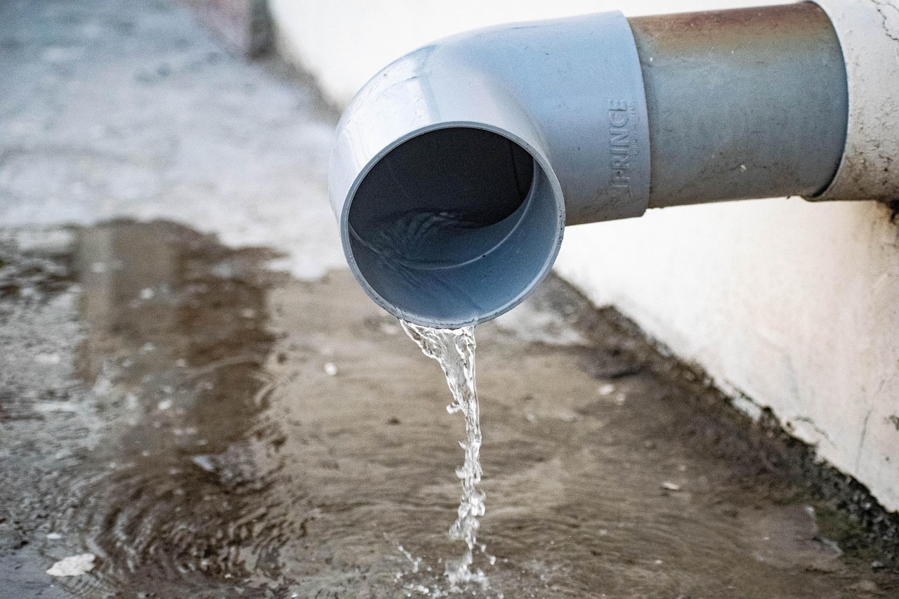 Les erreurs à éviter lors de l’installation d’un raccord PVC pour usage extérieur