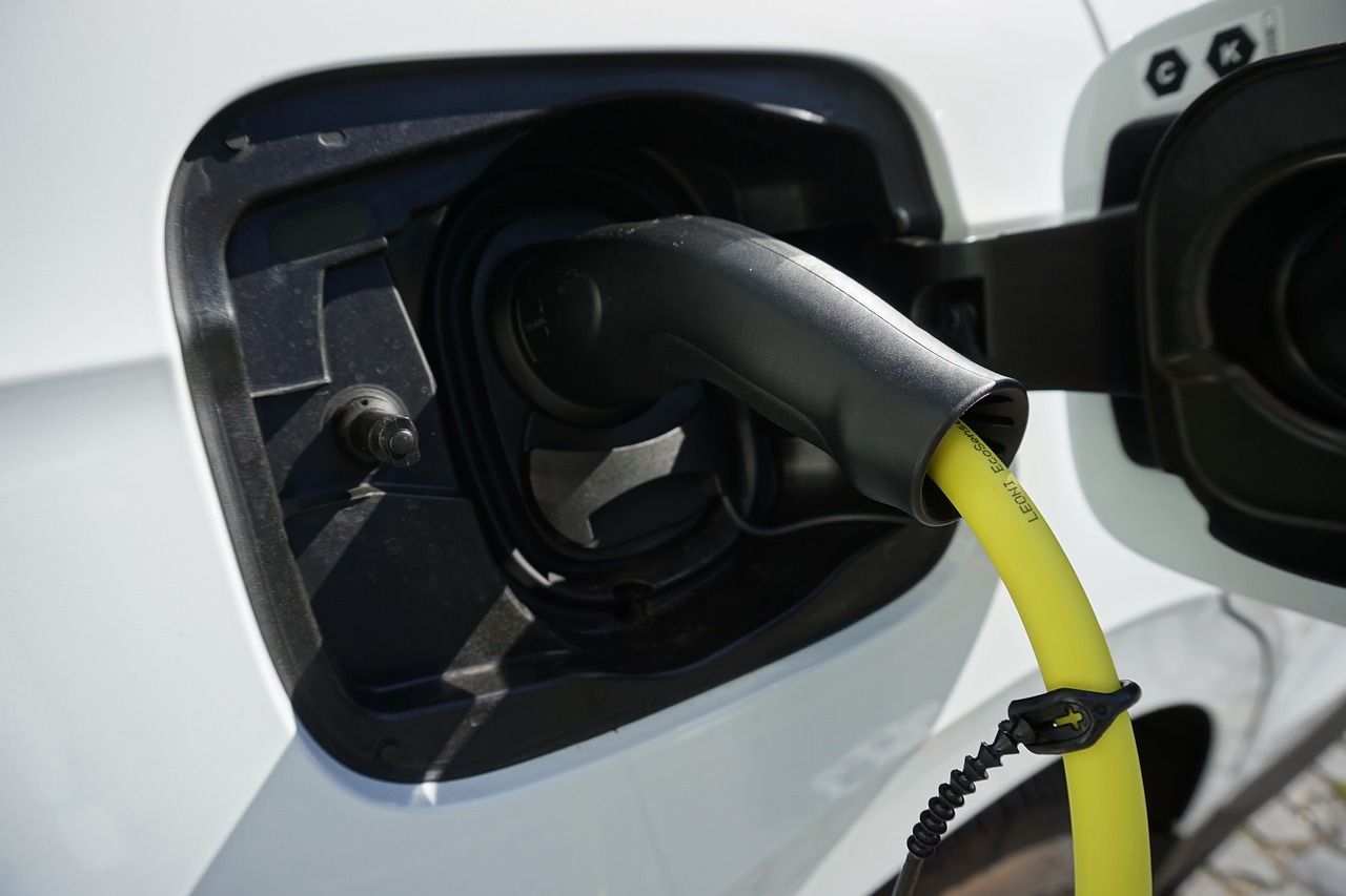 Découvrez Sorel Energies, votre partenaire certifié Tesla en France pour une mobilité électrique innovante