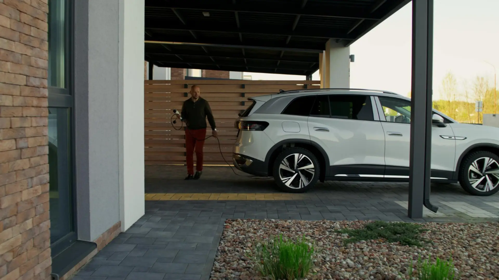 Carport adossé au logement : tout ce que vous devez savoir